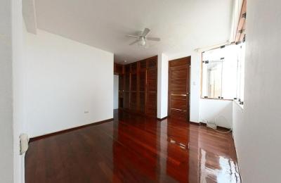 ALQUILER DE LINDA CASA DE 3 PISOS EN PIMENTEL